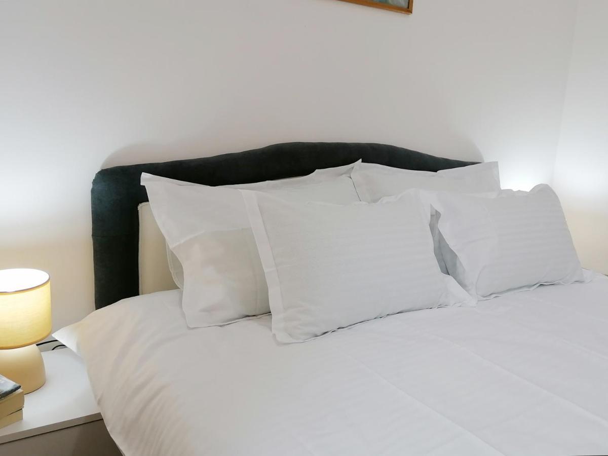 Apartman Mia Sremska Mitrovica Eksteriør billede