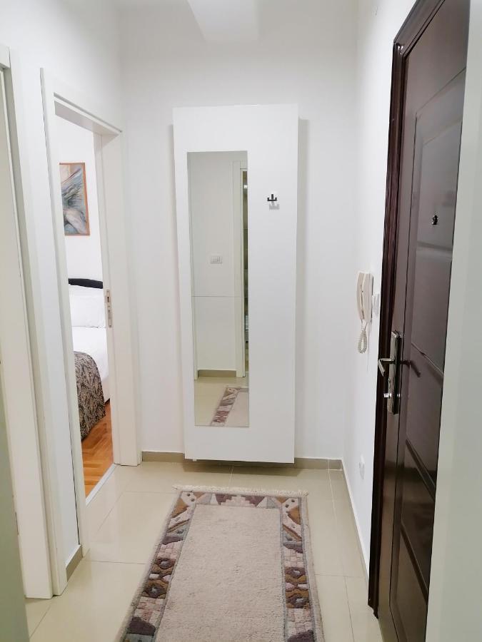 Apartman Mia Sremska Mitrovica Eksteriør billede
