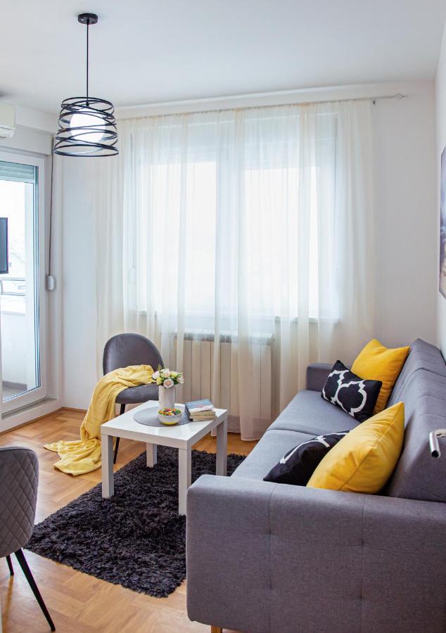 Apartman Mia Sremska Mitrovica Eksteriør billede